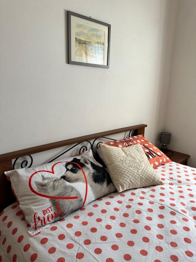 Crock House Villa Funtana Meiga Екстериор снимка